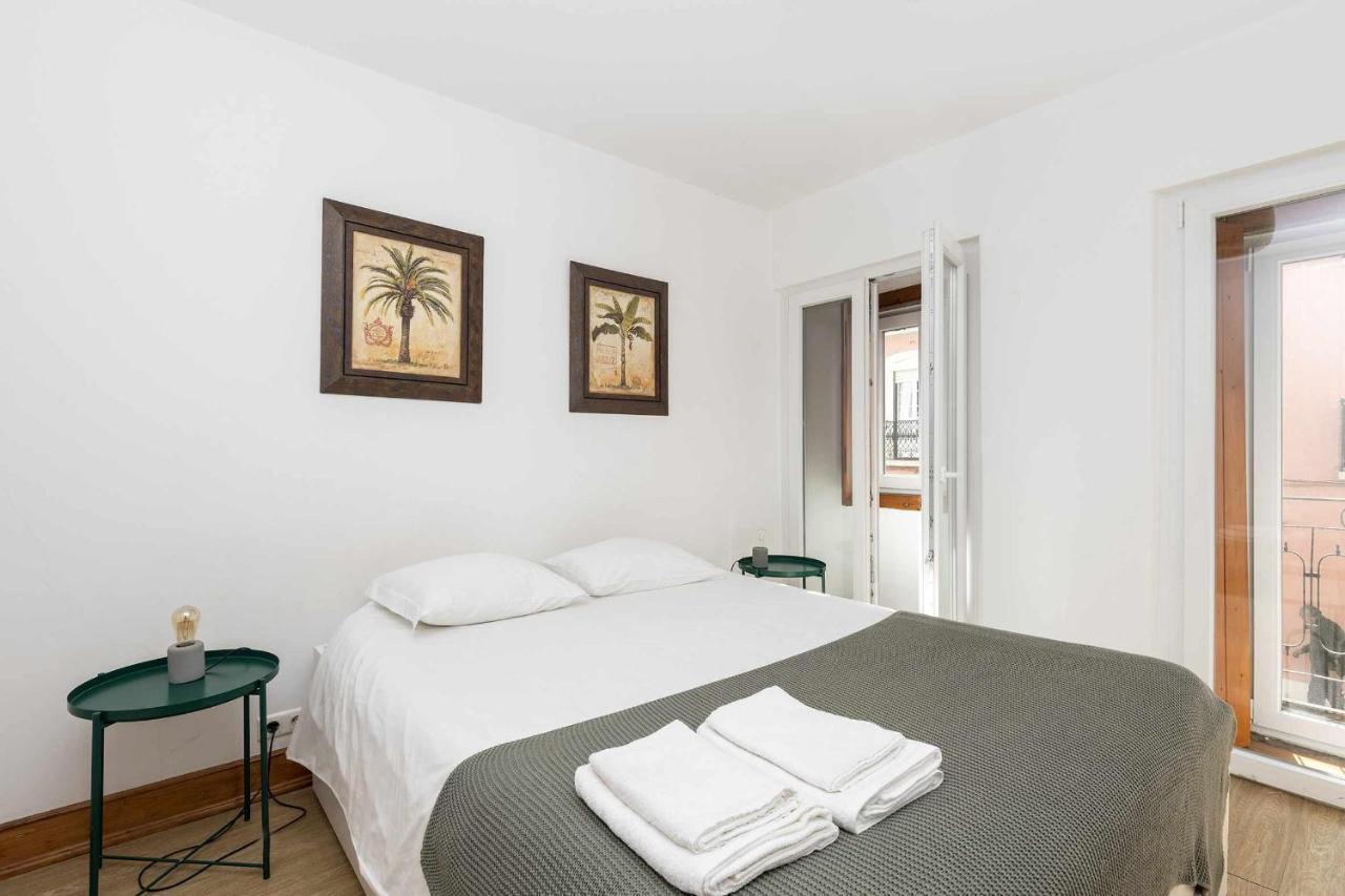 Typical Portuguese Apartment In Sao Bento Lisboa Eksteriør bilde