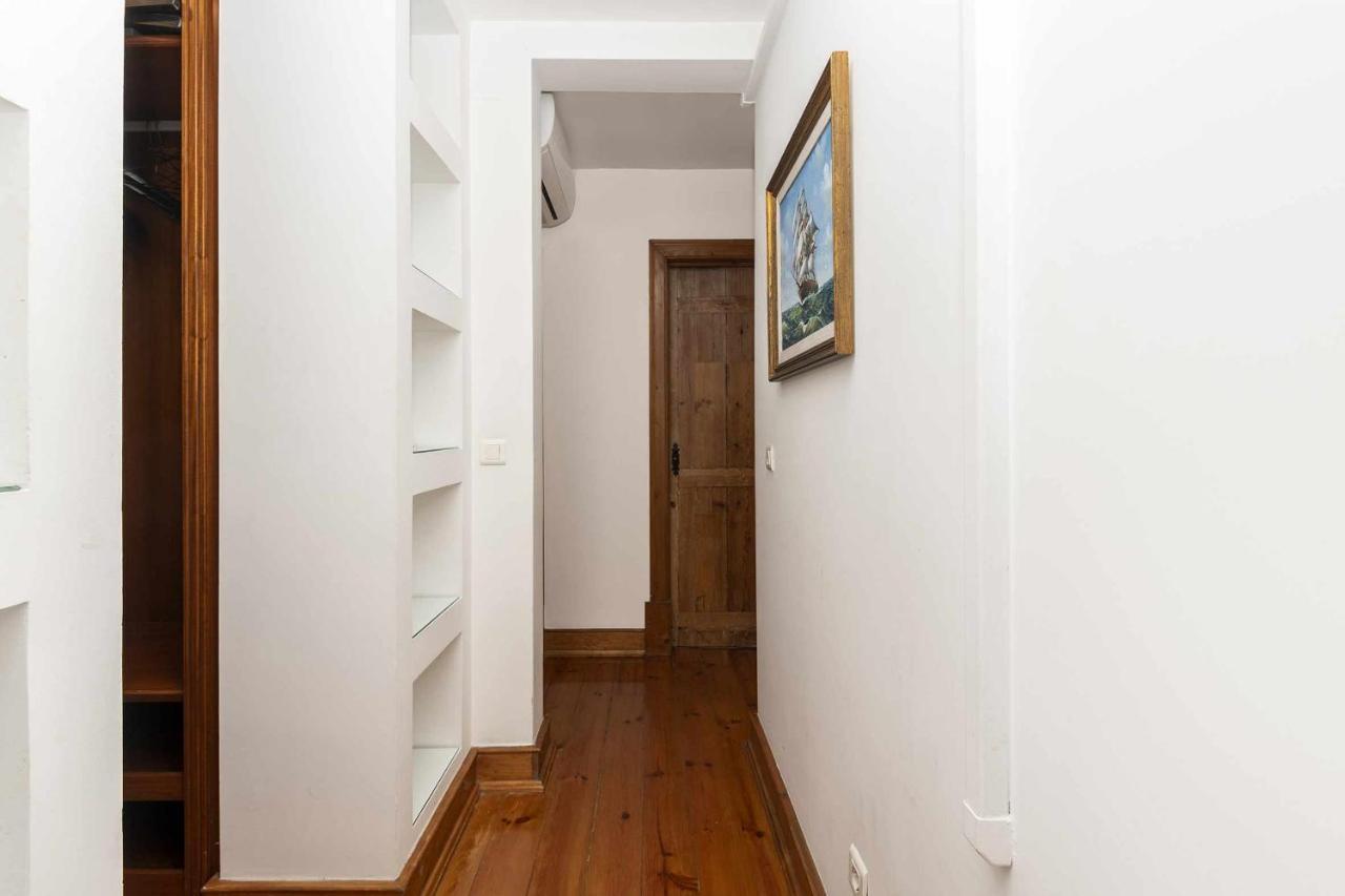 Typical Portuguese Apartment In Sao Bento Lisboa Eksteriør bilde